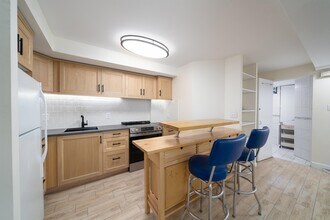 1205 Bloomfield St in Hoboken, NJ - Building Photo - Building Photo