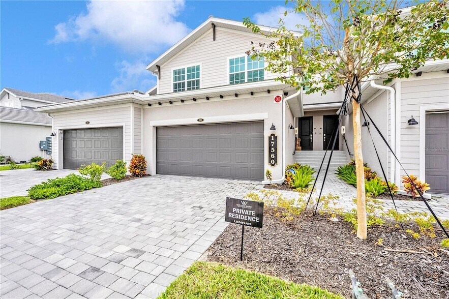 17560 Boracay Ct, Unit 201 in Venice, FL - Building Photo