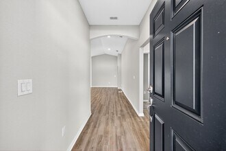 12221 Cypress Br St in Riverview, FL - Building Photo - Building Photo