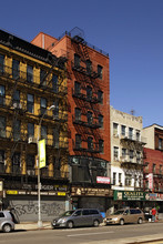 270 Bowery in New York, NY - Foto de edificio - Building Photo