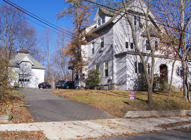 5 Fay St in Westborough, MA - Building Photo - Building Photo