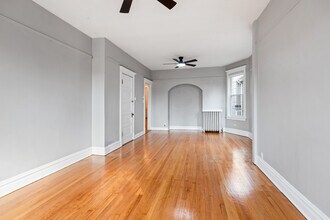 3915 N Seeley Ave, Unit 2nd Floor in Chicago, IL - Building Photo - Building Photo