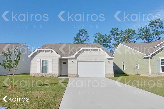 11487 Camden Ct Cir in Gulfport, MS - Building Photo