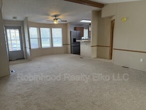 434 Gypsum Ln in Spring Creek, NV - Building Photo - Building Photo