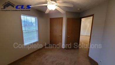 554 College Ave in Terre Haute, IN - Building Photo - Building Photo