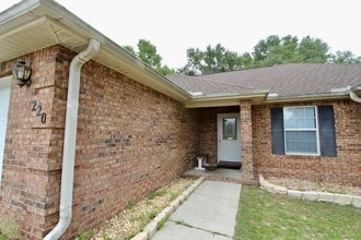 220 Tiffot Ct, Unit 2842-26 in Crestview, FL - Building Photo - Building Photo