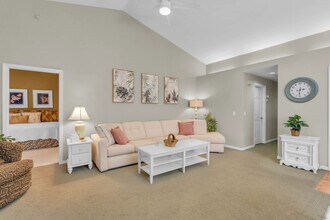 27122 Kindlewood Ln in Bonita Springs, FL - Building Photo - Building Photo