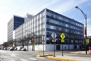 5050 N Broadway St in Chicago, IL - Building Photo - Building Photo