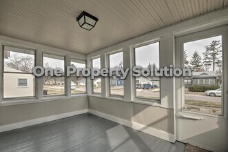 810 Plain St in La Porte, IN - Building Photo - Building Photo