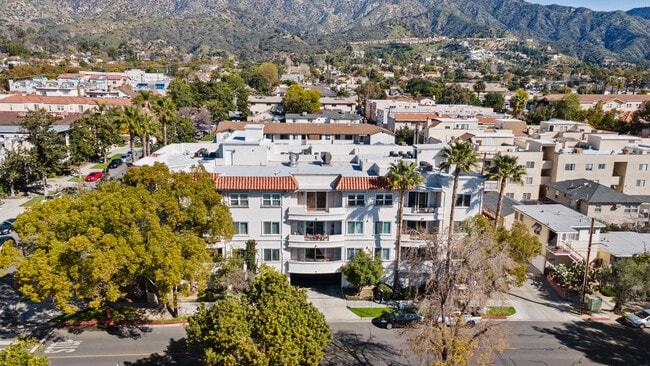 property at 600 E Magnolia Blvd
