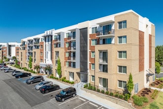 Resia Tributary in Douglasville, GA - Foto de edificio - Building Photo