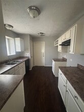 2806 Goldspring Ln in Spring, TX - Foto de edificio - Building Photo