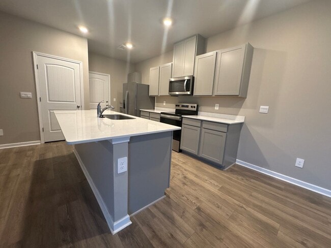 1603 Carr Ln in Lebanon, TN - Building Photo - Building Photo