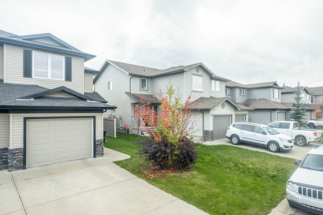 31 Ashby Gdns in Spruce Grove, AB - Building Photo - Building Photo