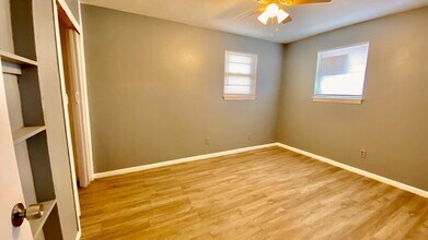 3409 E 16th St in Lubbock, TX - Building Photo - Building Photo