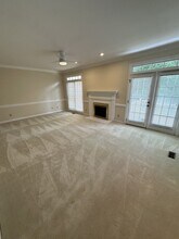 609 Crabbery Ln in Raleigh, NC - Building Photo - Building Photo