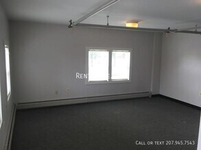 2412 Western Ave in Newburgh, ME - Building Photo - Building Photo