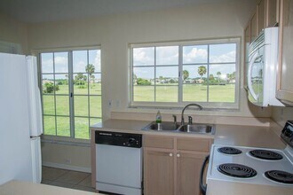 2820 Osprey Cove Pl in Kissimmee, FL - Building Photo - Building Photo
