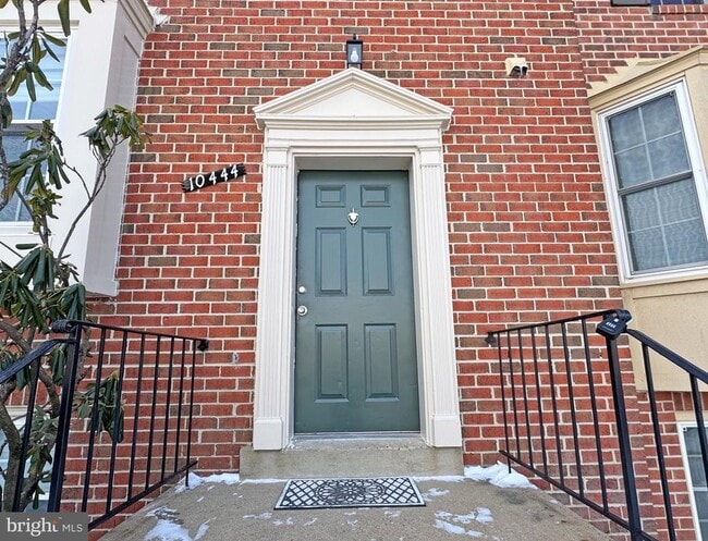 property at 10444 Malone Ct