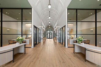Elan Capital Hills in Raleigh, NC - Foto de edificio - Building Photo