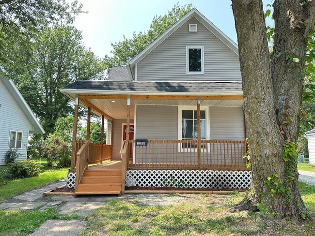 property at 1208 Green Ave