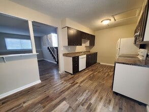 3606 E 41st St in Des Moines, IA - Building Photo - Building Photo