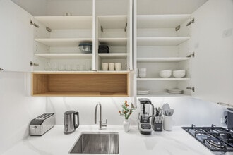 160 Water St, Unit FL27-ID1311280P in New York, NY - Foto de edificio - Building Photo