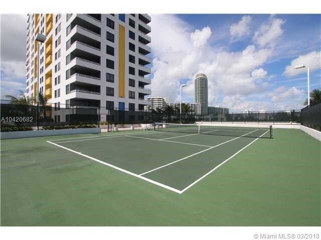 1330 West Ave-Unit -3501 in Miami Beach, FL - Building Photo - Building Photo
