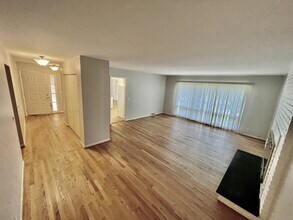 6901 Woodbank Dr in Bloomfield Hills, MI - Building Photo - Building Photo