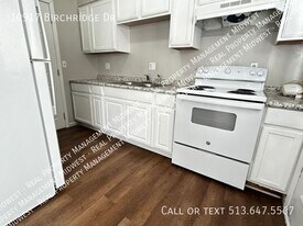 10917 Birchridge Dr in Cincinnati, OH - Building Photo