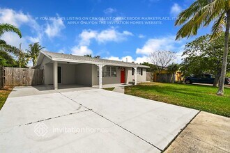 319 SW 9th Ave in Boynton Beach, FL - Building Photo - Building Photo