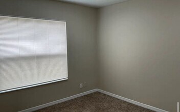 4965 SW 33rd Ave in Fort Lauderdale, FL - Building Photo - Building Photo