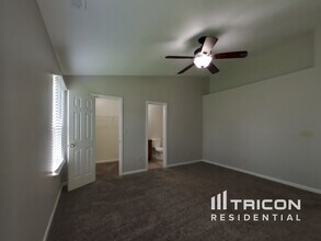 1267 Niagara Ln in Franklin, IN - Building Photo - Building Photo