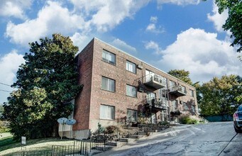 Harris Avenue Apartments in Cincinnati, OH - Building Photo - Building Photo