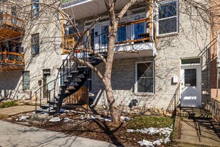 4451-4461 Parthenais St in Montréal, QC - Building Photo
