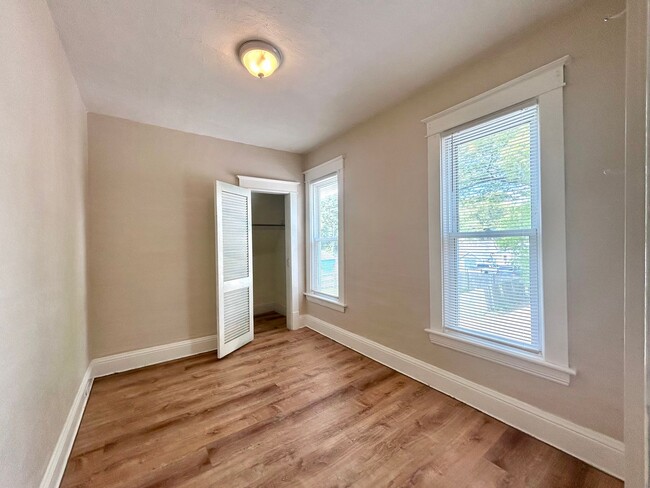 2550 Crozier Ave in Muskegon, MI - Building Photo - Building Photo