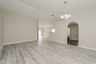 433 Hammerstone Ave in Haines City, FL - Foto de edificio - Building Photo