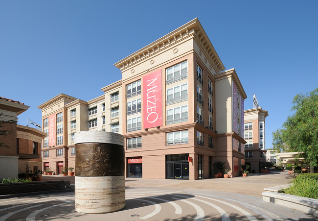 Promenade Lofts in Anaheim, CA - Building Photo - Building Photo