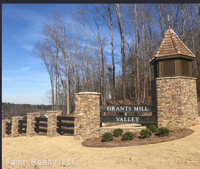 1444 Valley Trace in Irondale, AL - Building Photo - Building Photo