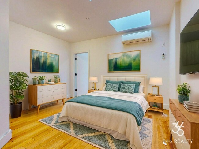 West 134th Street, Unit 4PH in New York, NY - Building Photo - Building Photo