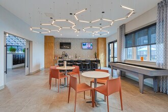 The Virginia in Seguin, TX - Foto de edificio - Interior Photo