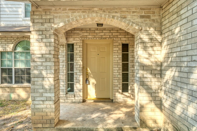 6319 John Chapman in San Antonio, TX - Foto de edificio - Building Photo