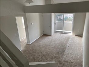 3250 Main St in Bridgeport, CT - Foto de edificio - Building Photo