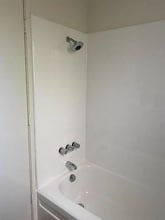 464 Clinton St in Redwood City, CA - Building Photo - Building Photo