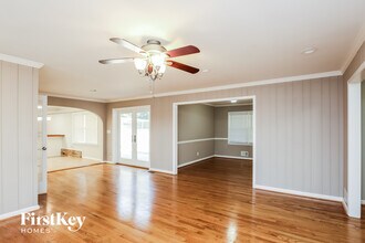 4336 Lake Laurel Dr in Smyrna, GA - Building Photo - Building Photo