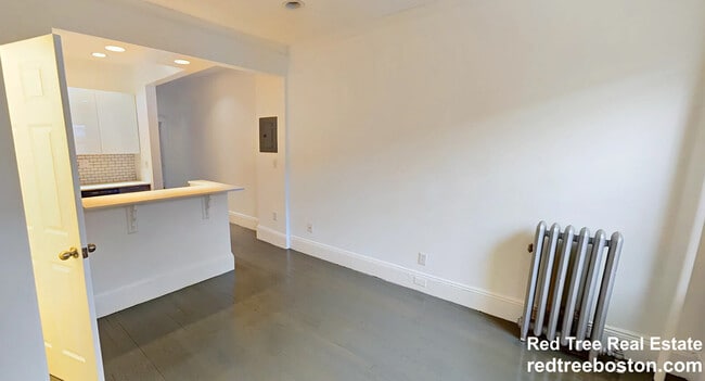 55 Queensberry St, Unit 9 in Boston, MA - Building Photo - Building Photo