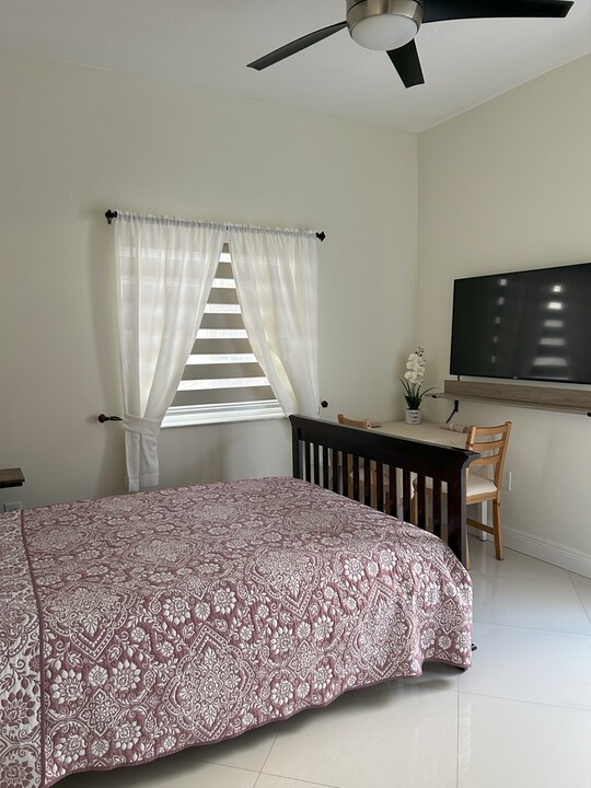 16234 SW 54th Ter, Unit $1,200 New Efficiency in Miami, FL - Building Photo