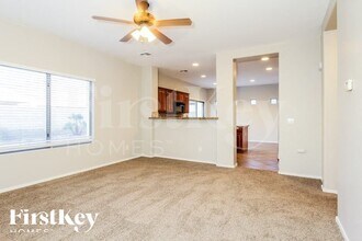 17670 W Bridger St in Surprise, AZ - Foto de edificio - Building Photo