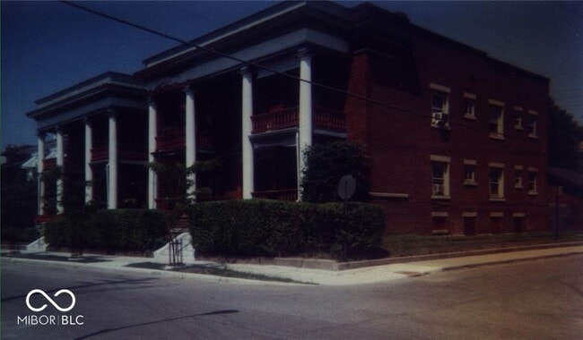 property at 2001 N Talbott St