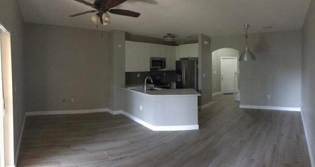 6503 Catalina Ln in Tamarac, FL - Foto de edificio - Building Photo